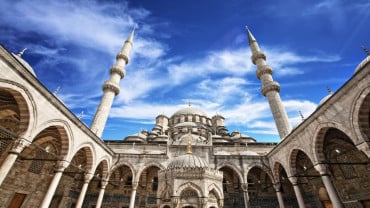 Guided Tour: Hagia Sophia, Blue Mosque and Grand Bazaar Tour